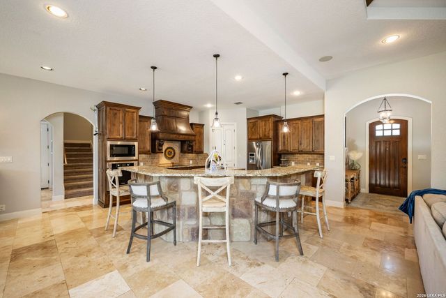 8820 Cavalry Dr, Boerne, TX 78015