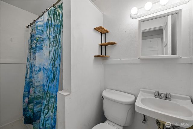 3207 N 26th Street, Tacoma, WA 98407