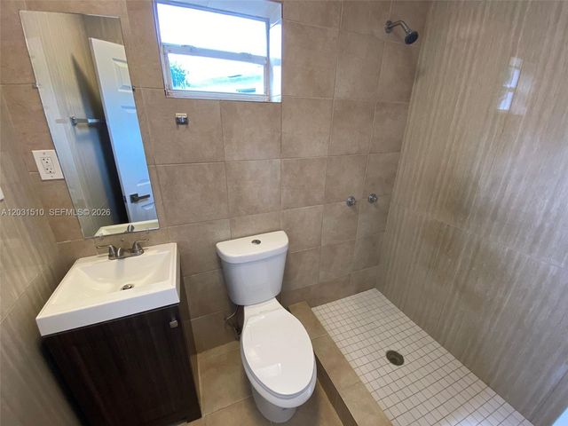 11310 Peachtree Dr, Miami, FL 33161