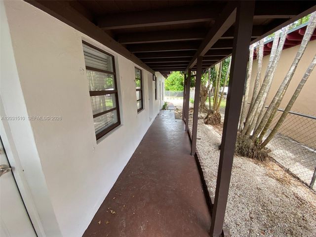 11310 Peachtree Dr, Miami, FL 33161