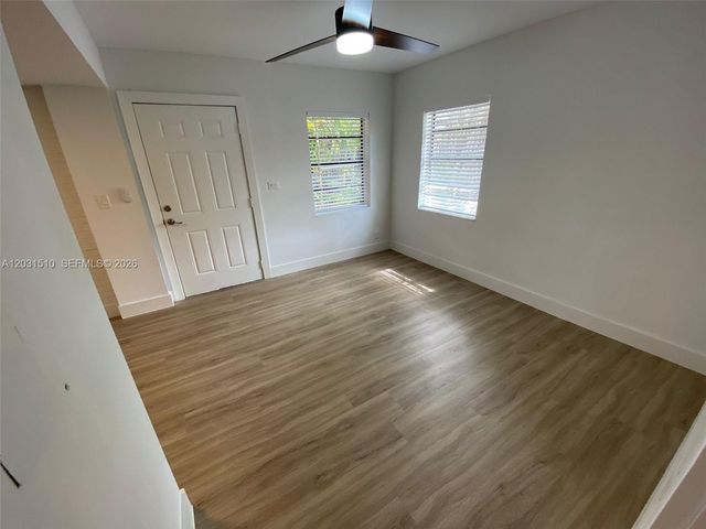 11310 Peachtree Dr, Miami, FL 33161