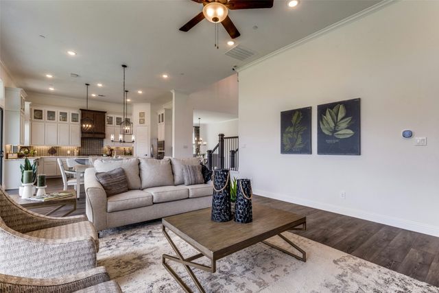 974 Reeves Drive, Desoto, TX 75115