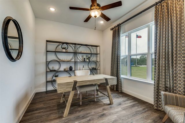 974 Reeves Drive, Desoto, TX 75115