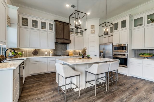 974 Reeves Drive, Desoto, TX 75115