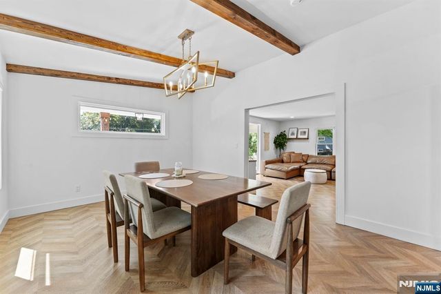 9 Lawnwood Avenue, Newton, NJ 07860