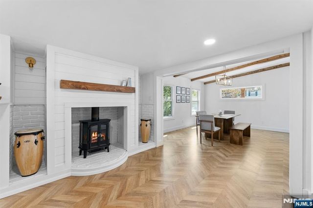 9 Lawnwood Avenue, Newton, NJ 07860