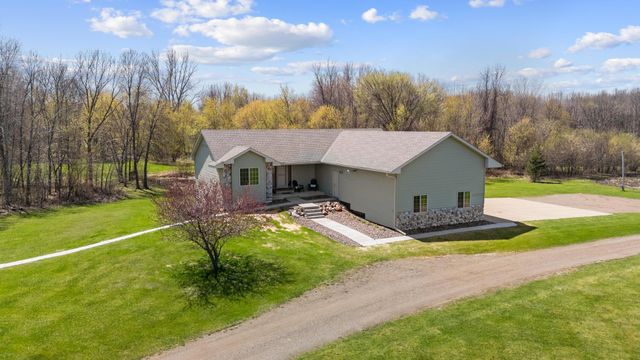 9304 373rd Avenue NW, Princeton, MN 55371