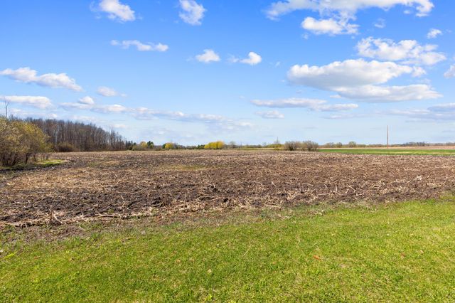 9304 373rd Avenue NW, Princeton, MN 55371
