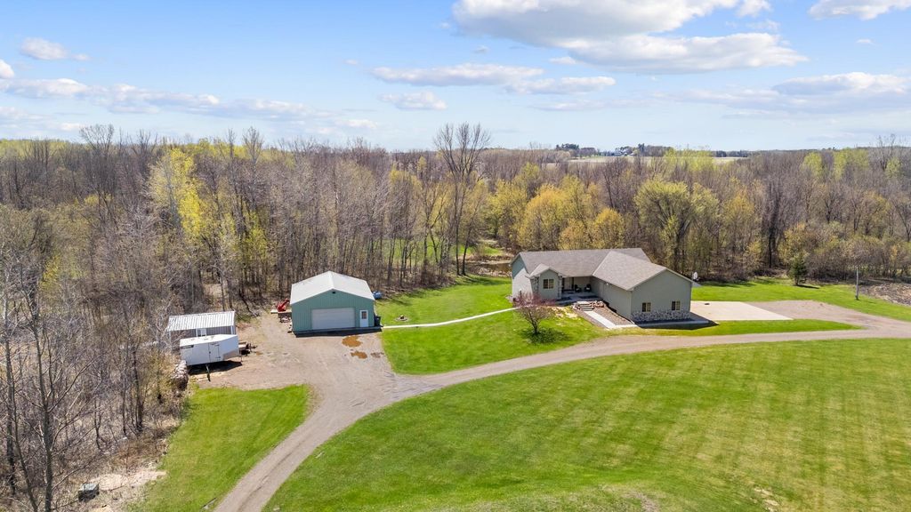 9304 373rd Avenue NW, Princeton, MN 55371