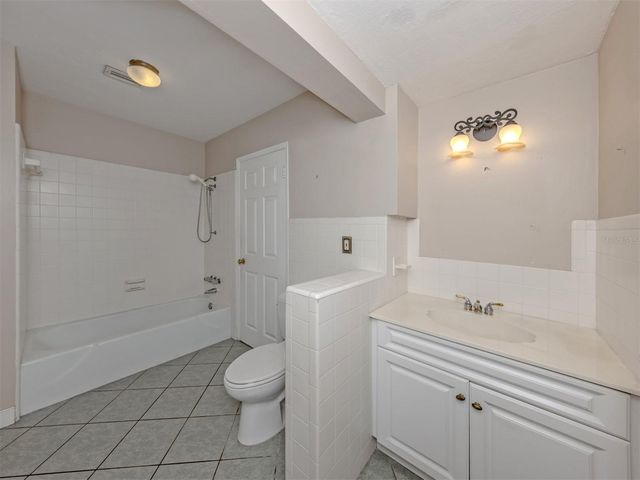 24 GULF MANOR DRIVE, Venice, FL 34285