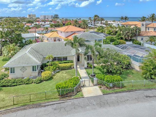 24 GULF MANOR DRIVE, Venice, FL 34285