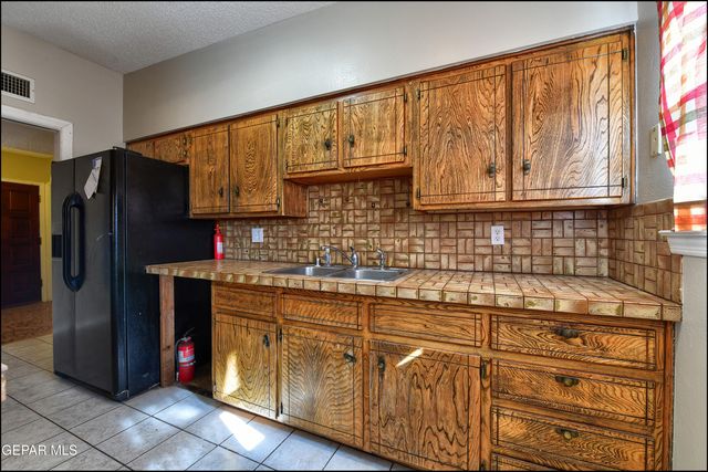 5108 Paris Avenue, El Paso, TX 79924