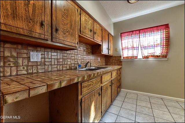 5108 Paris Avenue, El Paso, TX 79924