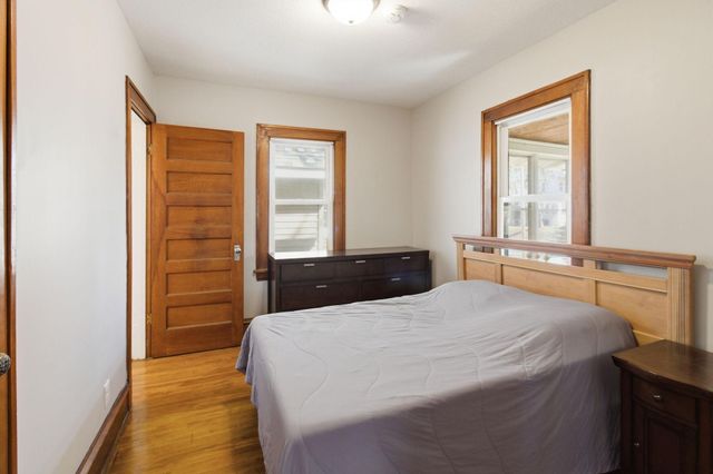 4340 14th Avenue S, Minneapolis, MN 55407