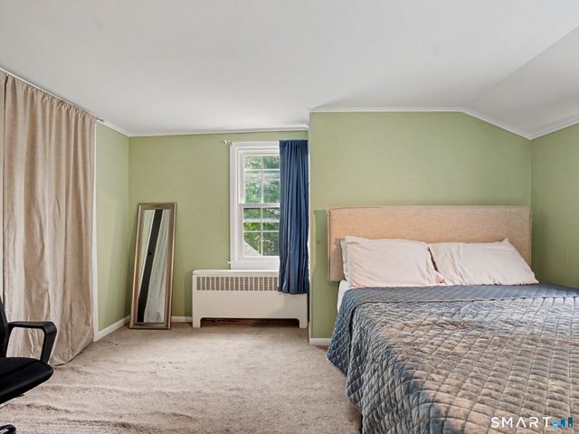 10 Crest Road, Danbury, CT 06811