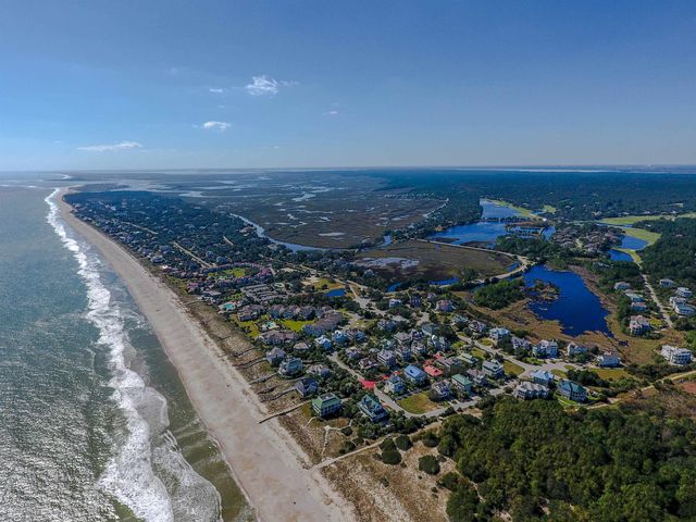 15 Pinckney Rd., Georgetown, SC 29440
