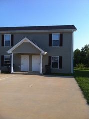 512 Patriot Park Ct Unit D, Clarksville, TN 37042