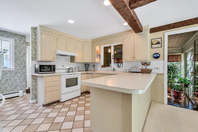 20 Bantry Ln, Brewster, MA 02631