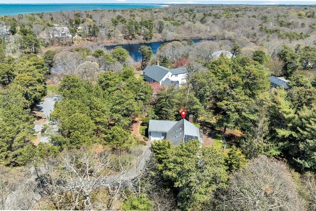 20 Bantry Ln, Brewster, MA 02631