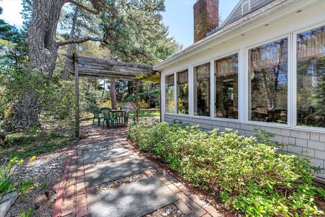 20 Bantry Ln, Brewster, MA 02631