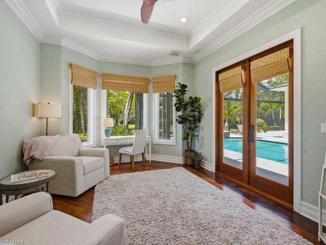 7051 Hunters RD, Naples, FL 34109