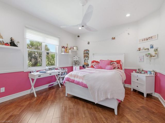7051 Hunters RD, Naples, FL 34109