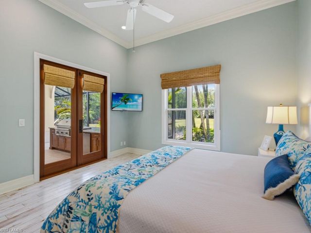 7051 Hunters RD, Naples, FL 34109