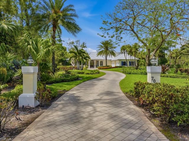 7051 Hunters RD, Naples, FL 34109