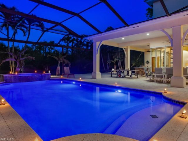 7051 Hunters RD, Naples, FL 34109