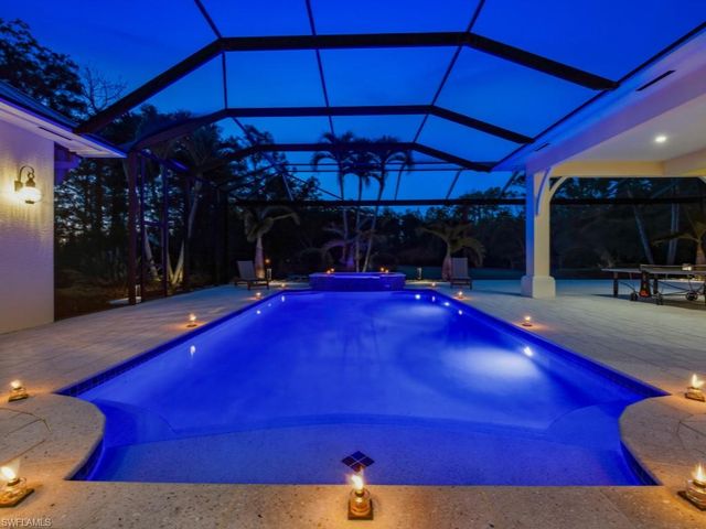 7051 Hunters RD, Naples, FL 34109