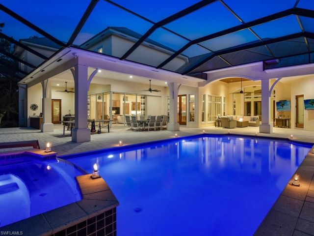 7051 Hunters RD, Naples, FL 34109
