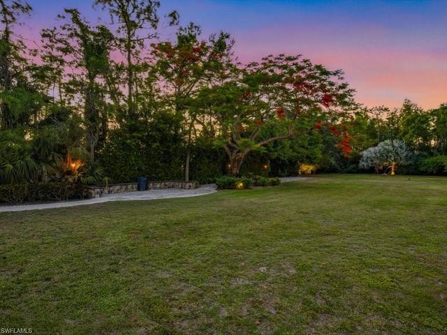 7051 Hunters RD, Naples, FL 34109