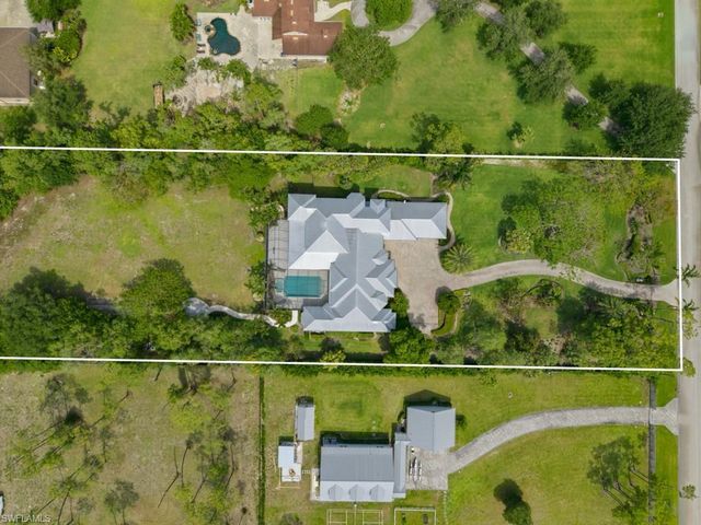 7051 Hunters RD, Naples, FL 34109