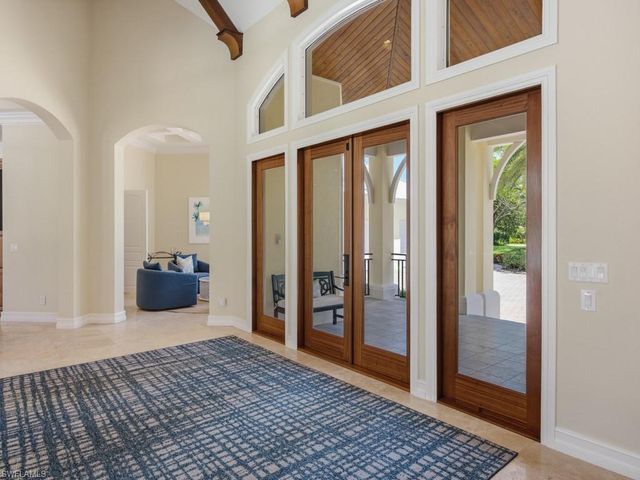 7051 Hunters RD, Naples, FL 34109