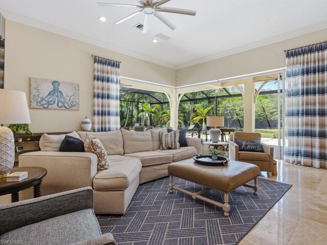 7051 Hunters RD, Naples, FL 34109