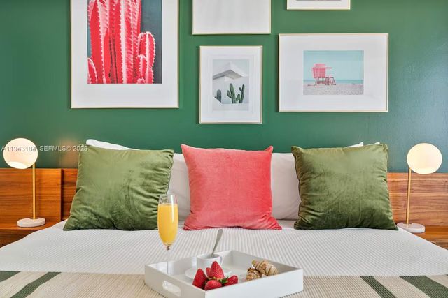 2889 Mcfarlane Rd 1614, Miami, FL 33133