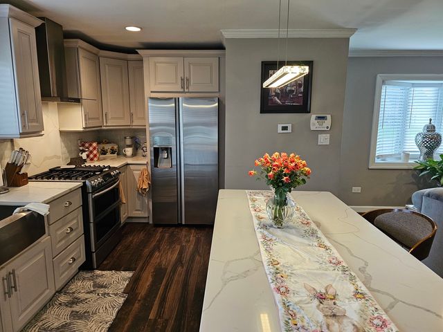 15362 7th Avenue, Phoenix, IL 60426