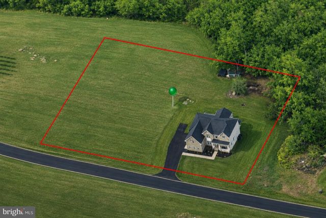 40452 WINDYHILL FARMS DR, Aldie, VA 20105