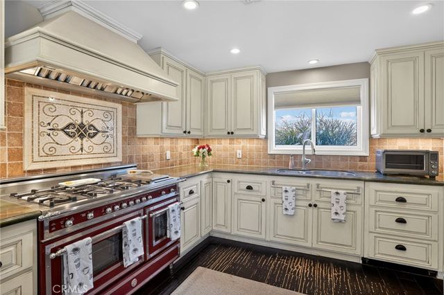 5052 Howard Avenue, Los Alamitos, CA 90720