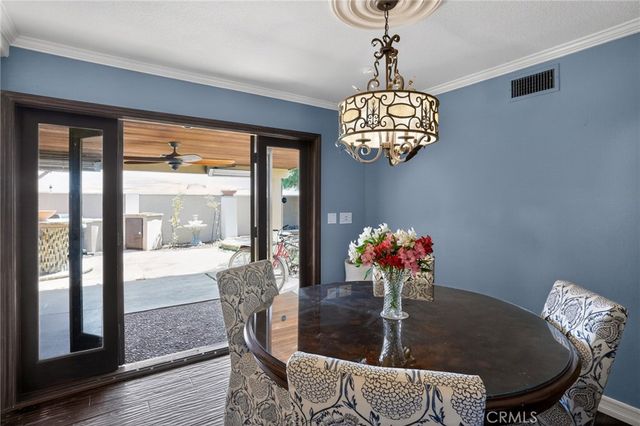 5052 Howard Avenue, Los Alamitos, CA 90720