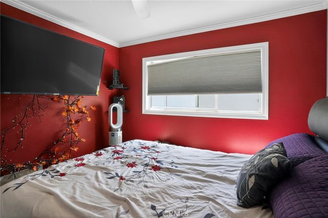 5052 Howard Avenue, Los Alamitos, CA 90720