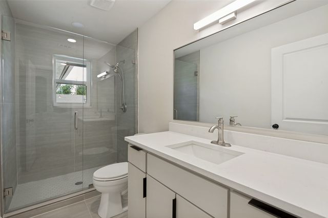 3550 Ridgeoak Way, Farmers Branch, TX 75234