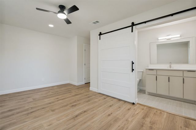 3550 Ridgeoak Way, Farmers Branch, TX 75234