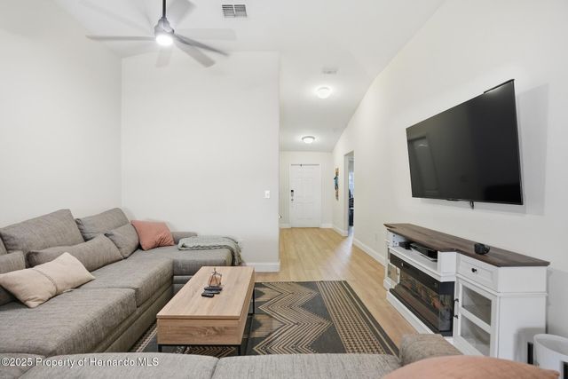 10118 Penwood Way, Hudson, FL 34667