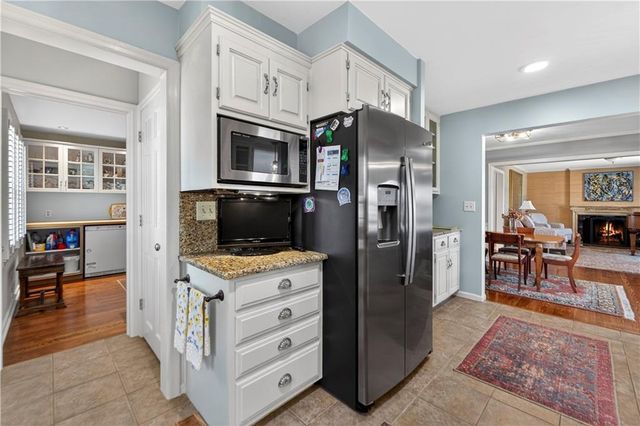 3100 W 71st Street, Prairie Village, KS 66208