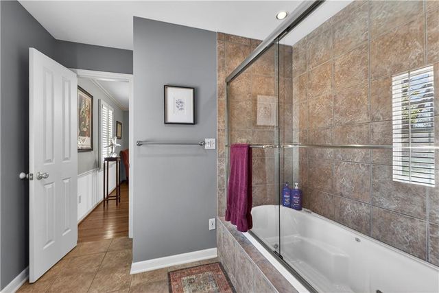 3100 W 71st Street, Prairie Village, KS 66208