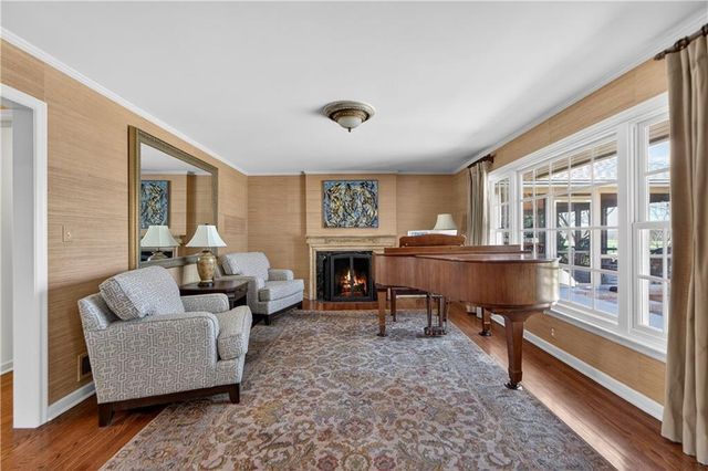 3100 W 71st Street, Prairie Village, KS 66208