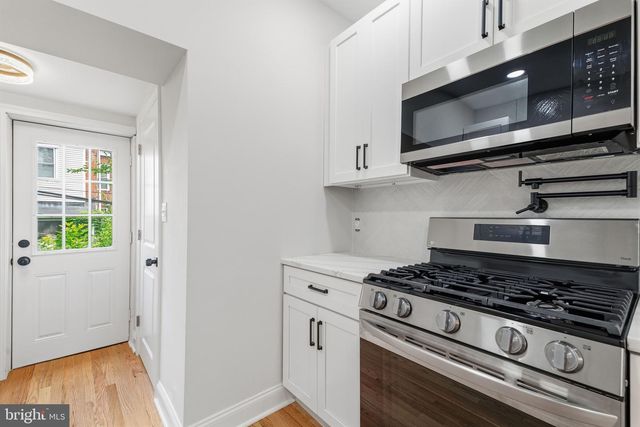 1425 N EDGEWOOD ST, Philadelphia, PA 19151