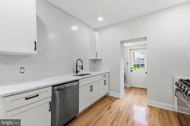 1425 N EDGEWOOD ST, Philadelphia, PA 19151