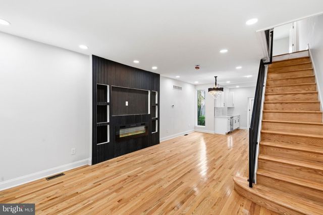 1425 N EDGEWOOD ST, Philadelphia, PA 19151